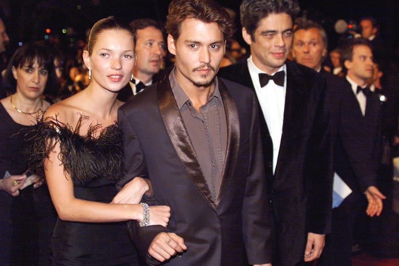 Jegygyűrűt villantott Johnny Depp