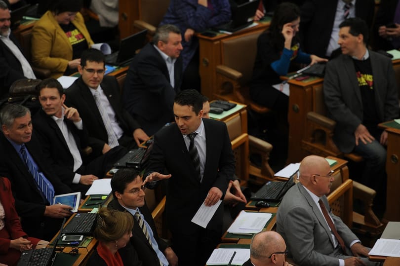 Jobban élnek a képviselők, de Veres János még annál is jobban