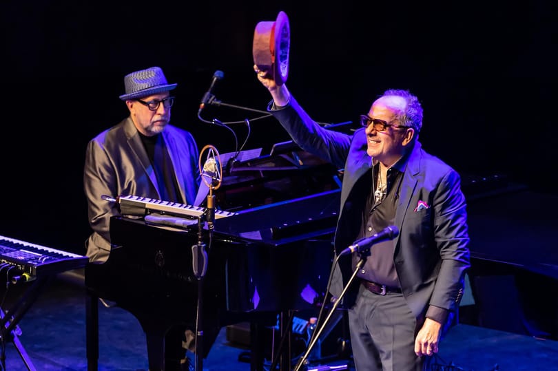 Micsoda egy manus! – ilyen volt Elvis Costello a Müpában
