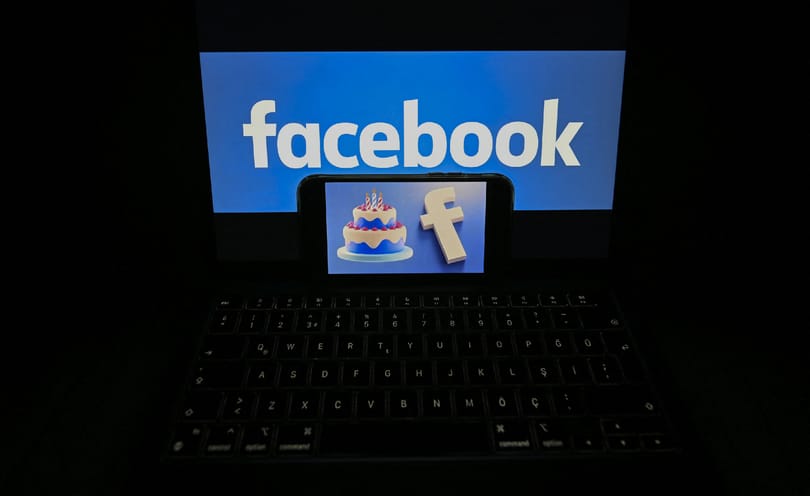 A Neokohn zsidó hírportál és Köves Slomó oldalát is törölte a Facebookról a Meta