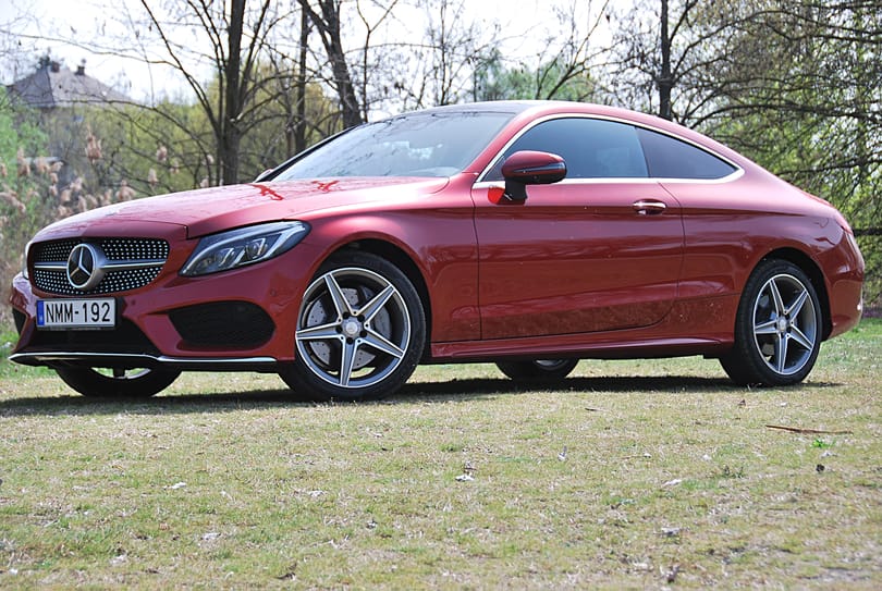 Mercedes C-osztály kupé teszt: nem jönni, megérkezni