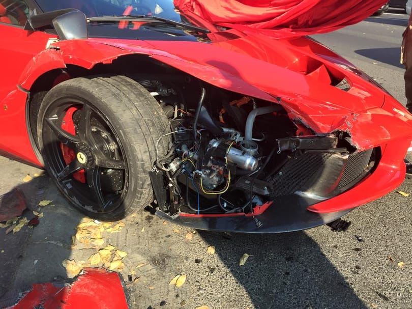 Megjavították a Váci úton lenullázott Ferrarit - videó