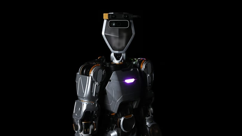 Bemutattak egy humanoid robotot, ami a fedélzetén a mesterséges intelligenciával válthat ki egy csomó munkakört