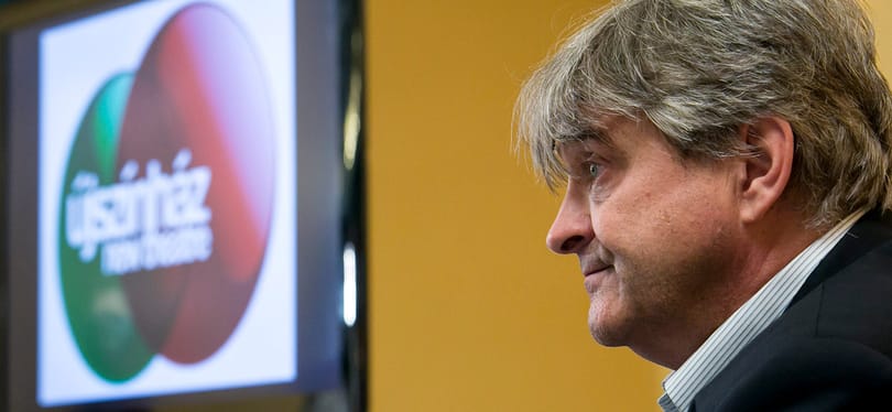 Nem engedi el a főváros az Újszínházban kipattant zaklatási ügyet