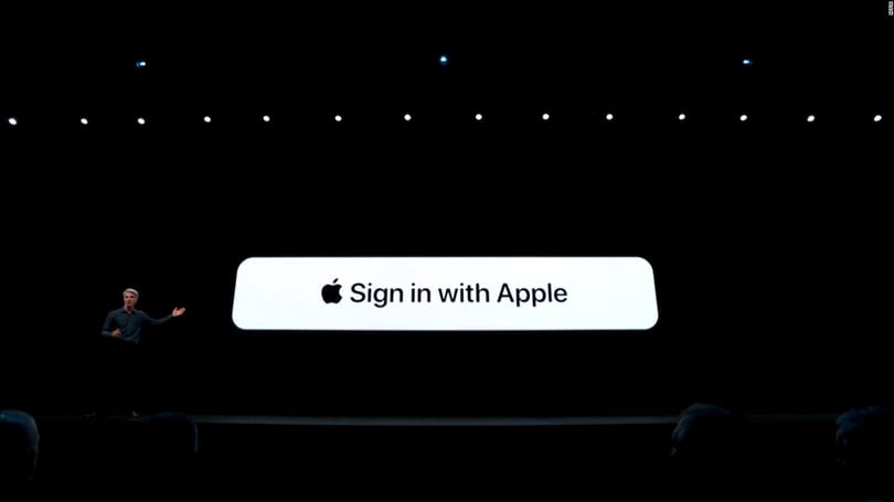 Jön az Apple ID-s bejelentkezés, azonban van itt egy kis bökkenő