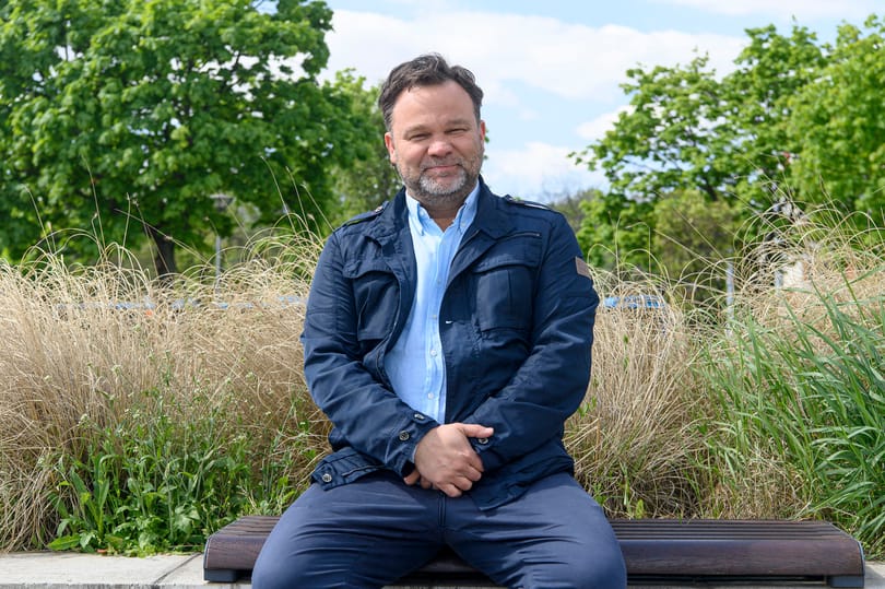 Farkasházy Aranyosi Péterről: „Beszélni a humorról és humort űzni, az olyan, mint a szex és a nőgyógyászat”