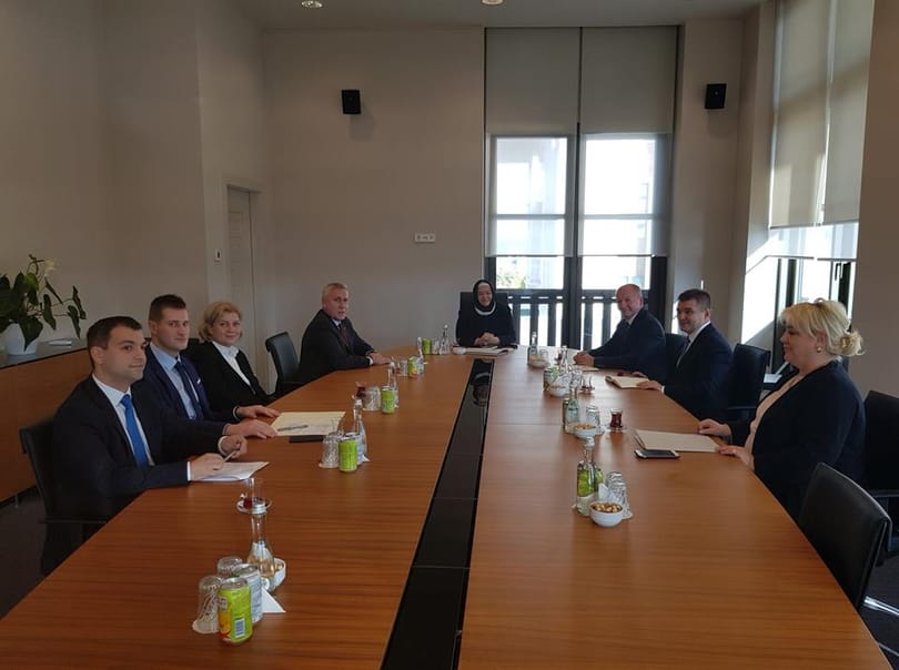 Simicskó István fényben szilárdítja a hazafias nevelést