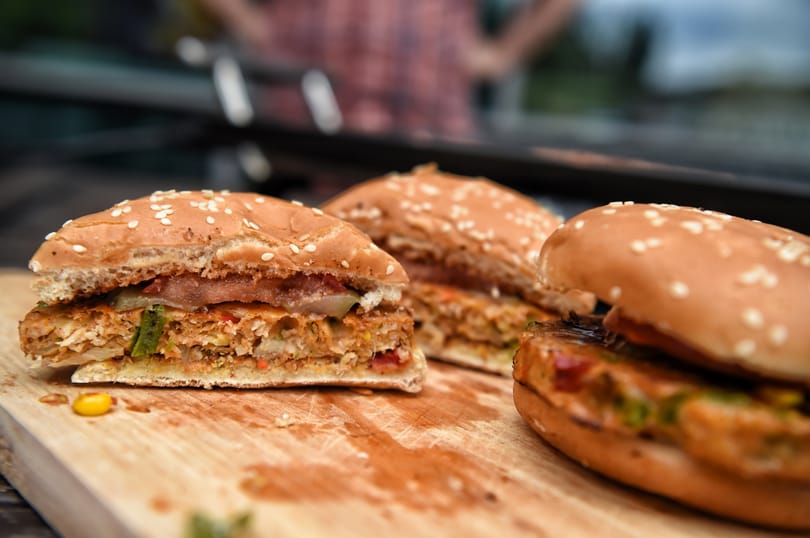 A McDonald’s is beállt a sorba: jövőre jön a húsmentes hamburger