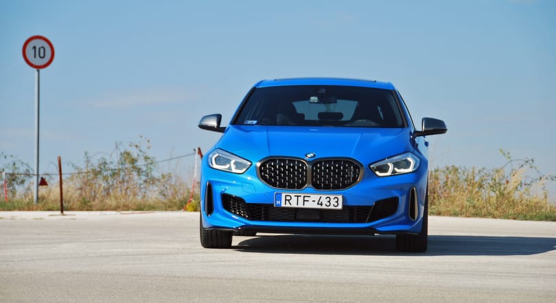 Vezettük az új BMW 1-est, amiről a rajongók előre lemondtak