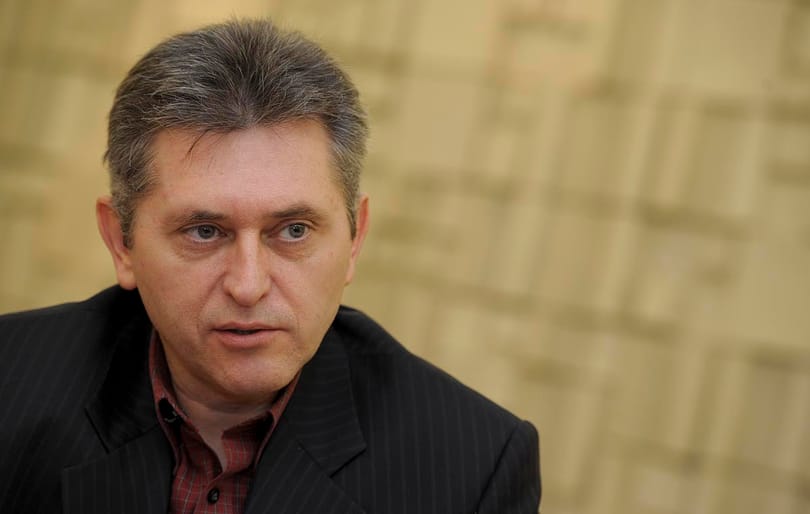 A fideszes Bencsik megint nemet nyomott a parlamentben