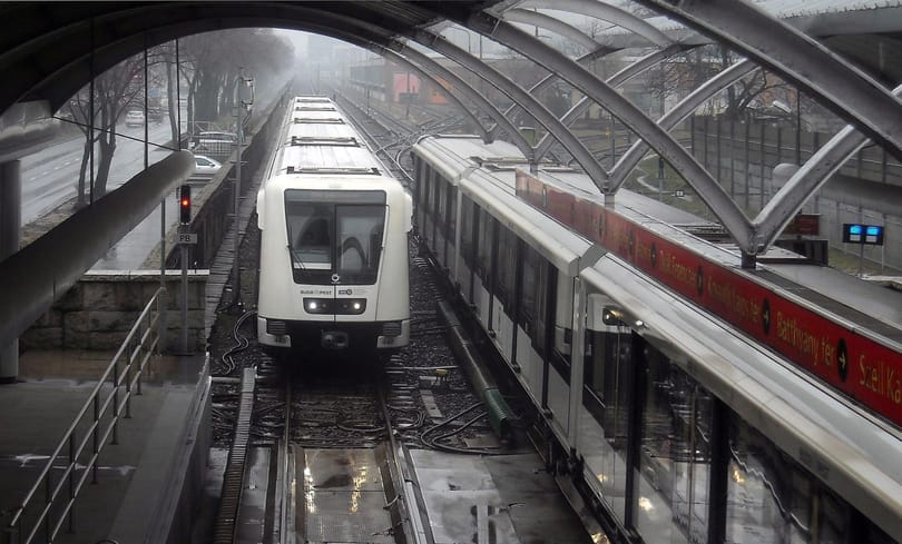 Baleset miatt nem járt a 2-es metró