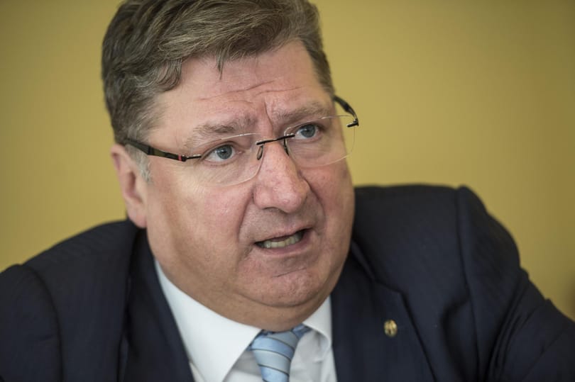 Parragh szerint az állami bérkiegészítés egy új változatán dolgozhat a kormány