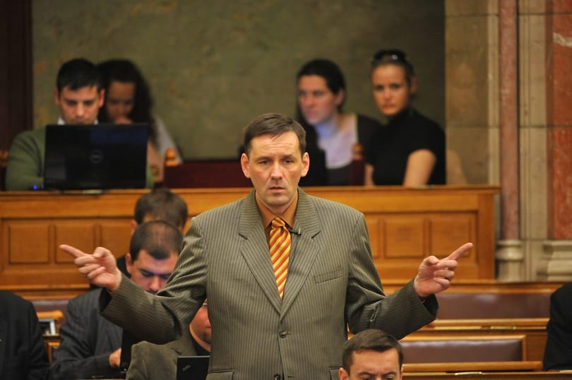 Volner Jánost kizárták a Jobbik-frakcióból