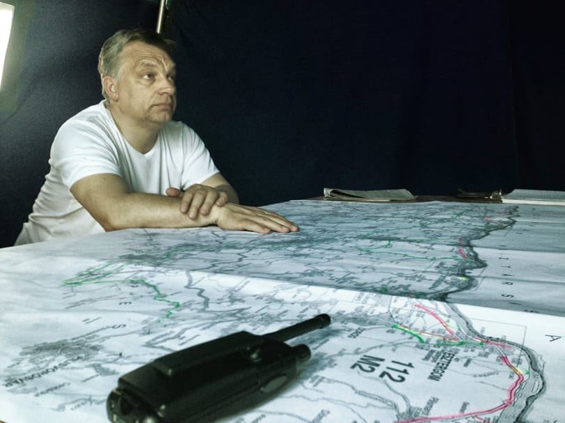 Fotó: Orbánt mintha megviselte volna az árvízi védekezés