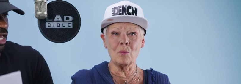 Judi Dench kirobbanó formában rappel mostanság - videó