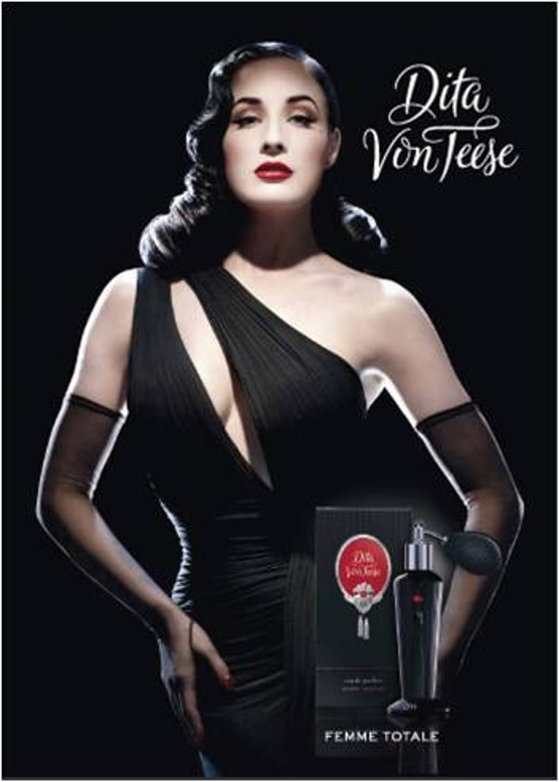 A sztriptízkirálynő illata - Dita von Teese parfümje