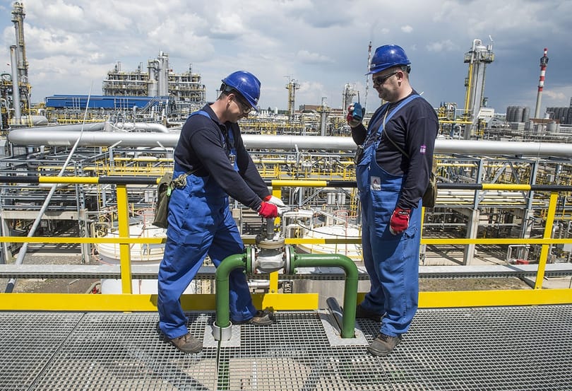 Sztrájkba léphetnek a tiszaújvárosi vegyi kombinát dolgozói