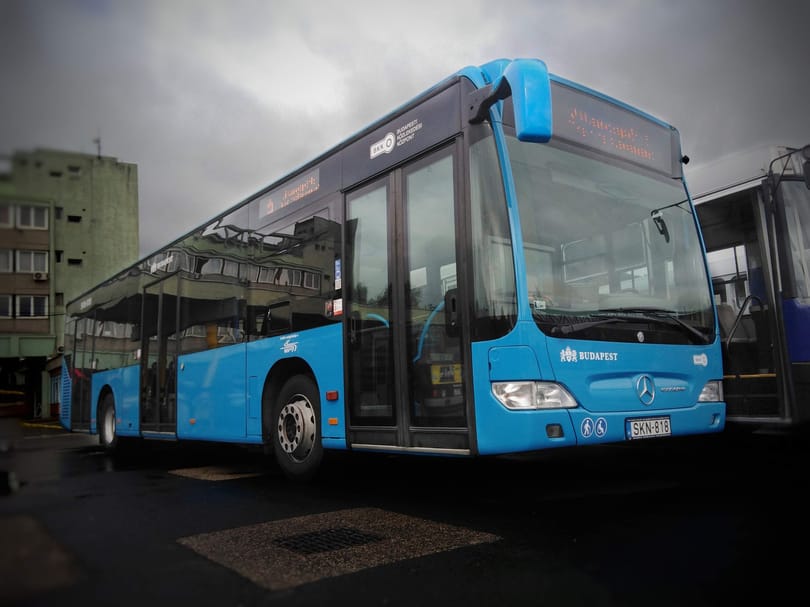 Száz új buszt kap a BKV