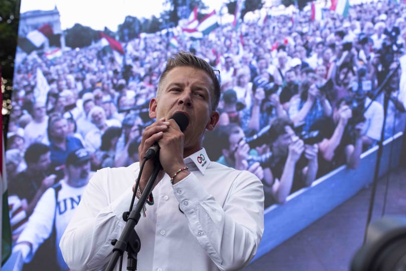 Magyar Péter éjszakába nyúlóan készült a szombati kampányzáróra