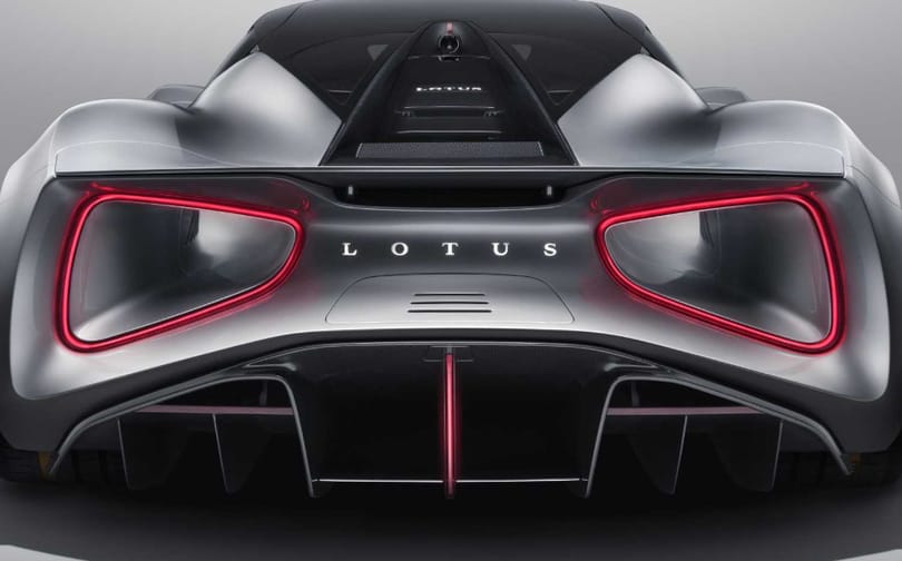 2000 lóerős utcai elektromos rakéta az Lotus Evija
