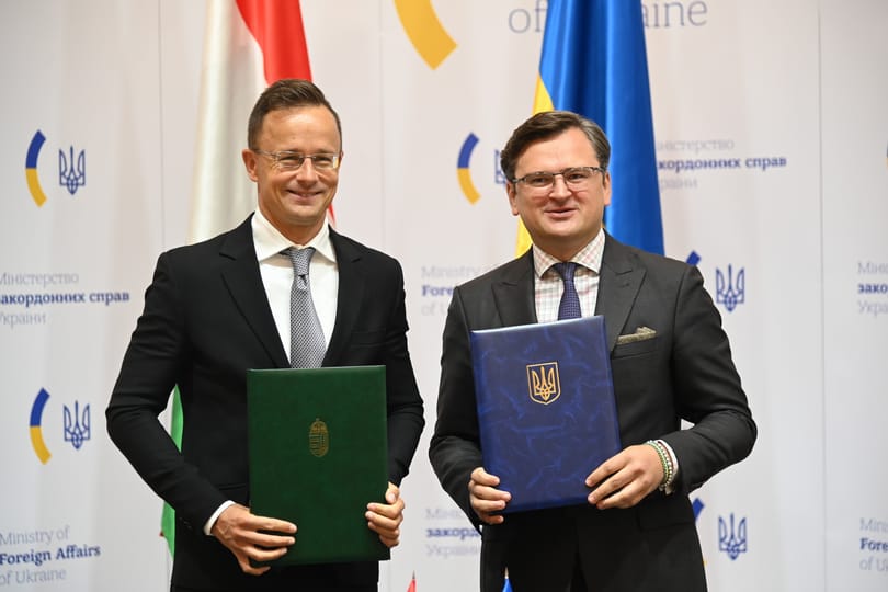 Fagyos hangulatban találkozik Szijjártó és Kuleba, de hogy jutott a mélypontra a magyar-ukrán viszony?