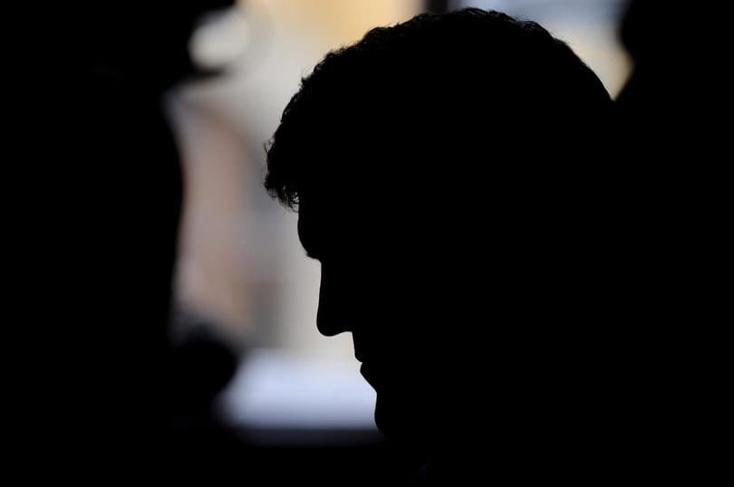 A megbilincselt Czeglédy nem csak a Fidesz kampányeszköze, hanem a baloldalé is