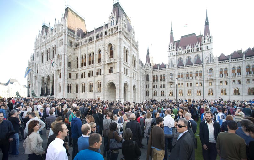 Figyelő: A Fideszben bekattant, hogy az Origo beperelte a kormányt