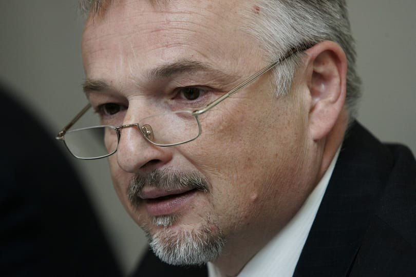 A Mol-vezér sorsa a magyar ügyészségen múlik
