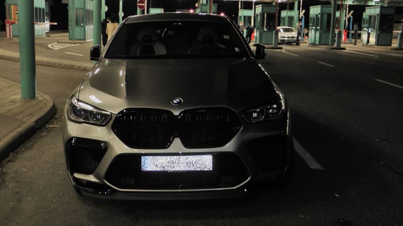 30 milliós BMW X6 M volt a hétvége legnagyobb fogása a határon