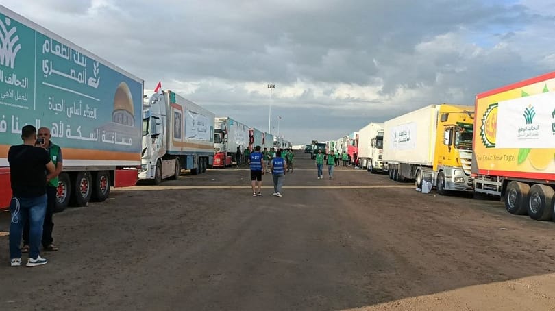 Egyiptom megígérte, hogy beengedi a Gázából menekülő kettős állampolgárokat és külföldieket