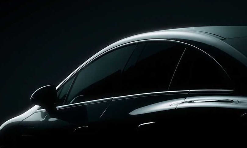 Az első hivatalos fotók a Mercedes EQE villanyautóról