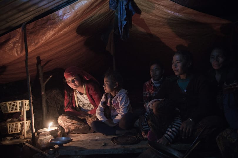 Megfulladt egy nő, akit kiközösítettek, mert menstruált