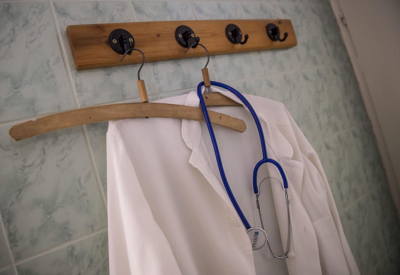 A fővárosi orvosok felét rosszul érinti a katatörvény