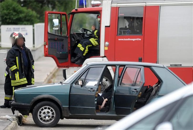 Mérgezés okozhatta egy autóban talált két lány halálát 
