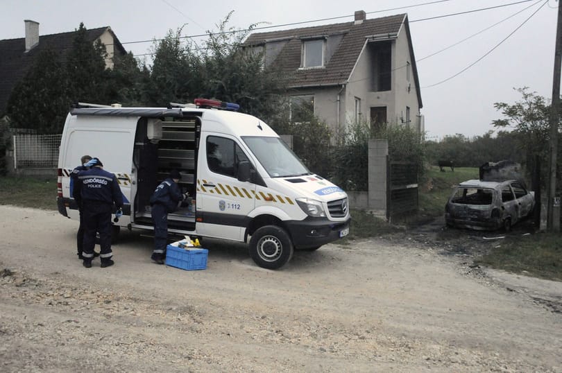 Gyúlékony anyagot dobtak be hajnalban egy érdi házba