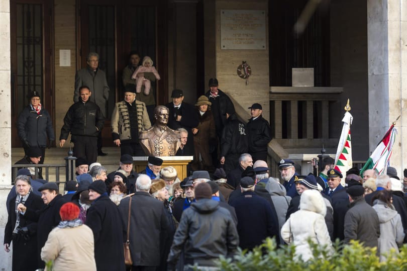 Emlékezők és tiltakozók Horthy halálának évfordulóján