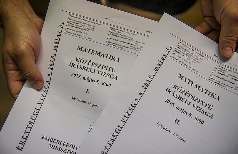 Hamis érettségik százai miatt ítéltek el egy volt iskolaigazgatót