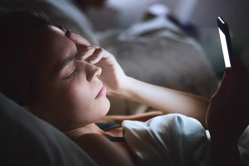 Elmúlt 30, és felébred esténként? Tíz év múlva lesz meg a böjtje, és nem túl vicces