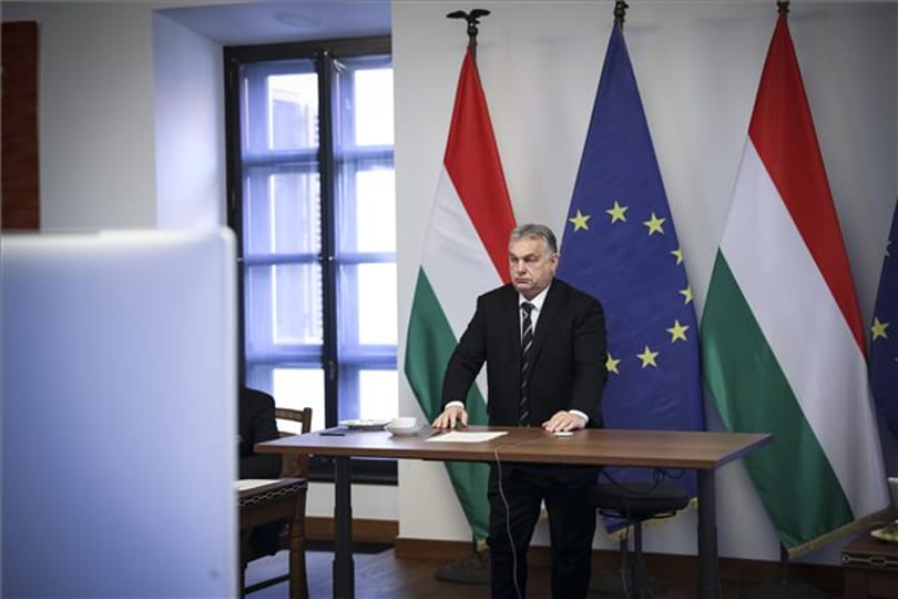 FAZ-elemzés: Az EU-nak van 22 milliárd eurója, hogy jobb belátásra bírja Orbánt