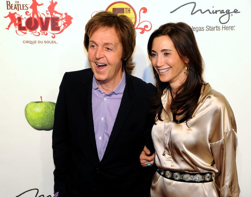 Paul McCartney csendben veszi el barátnőjét 
