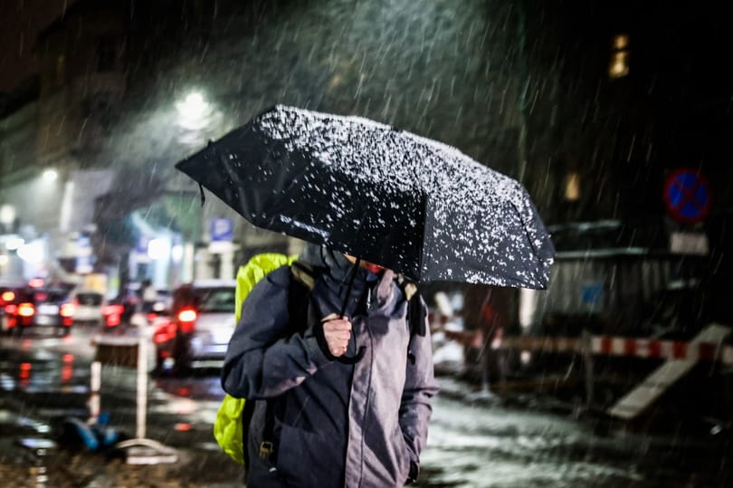 Tornádók, hóviharok bénították le az Egyesült Államok közepét
