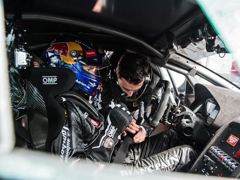 Videó: falnak csapta Lamborghinijét az F1-es sztártervező