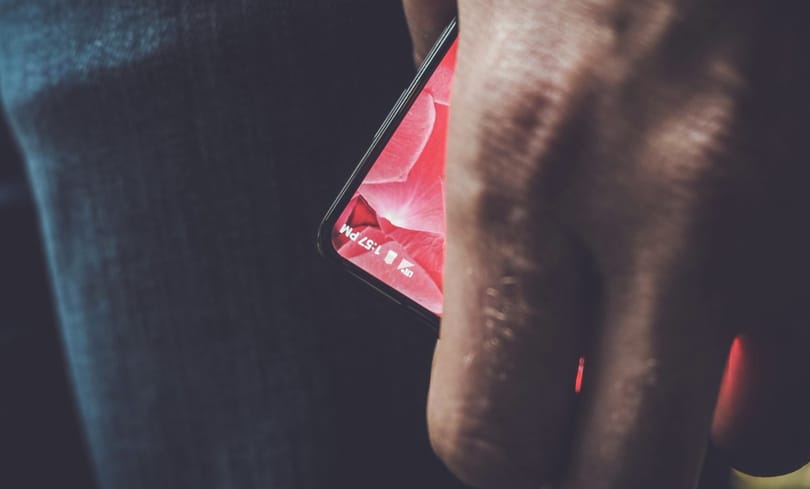 Senki sem tudja, mikortól kapható az Android atyjának nagy dérrel-dúrral beharangozott telefonja