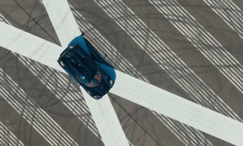 1600 ordító lóerő és kézi váltó a legújabb őrült Koenigsegg hiperautóban