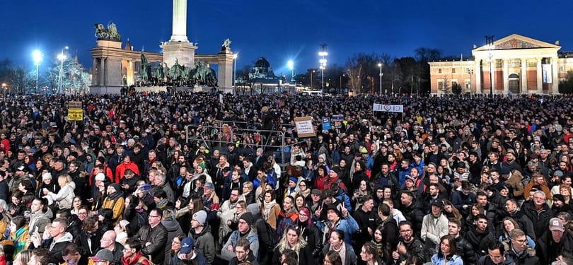 Nemzetközi sajtószemle: Megrázta a NER-t a kegyelembotrány