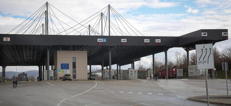 Újranyitották a legforgalmasabb szerb-koszovói határátkelőt