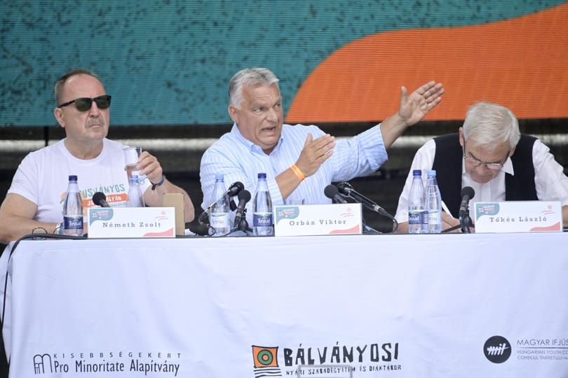Orbán Putyint választotta a „lengyel–magyar két jó barát” helyett