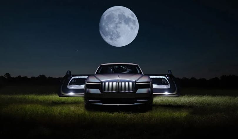 Egy évig kísérleteztek ennek a Rolls-Royce-nak a holografikus fényezésével