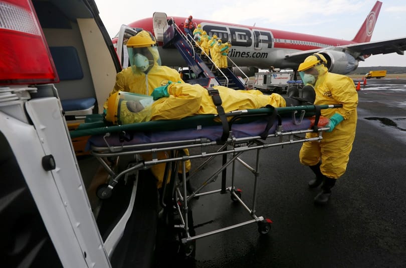 Már zárják az ebola miatt az afrikai határátkelőhelyeket