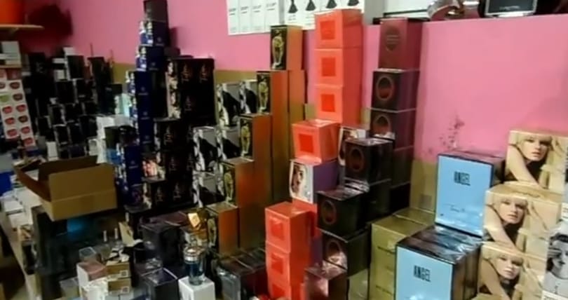 A vásárlók több mint 60 százaléka tudja, hogy hamisítványt vesz